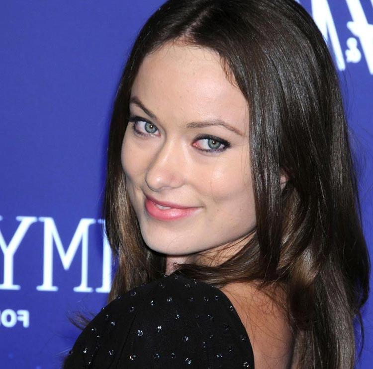 15P Olivia Wilde perky nude tits and hard nipples