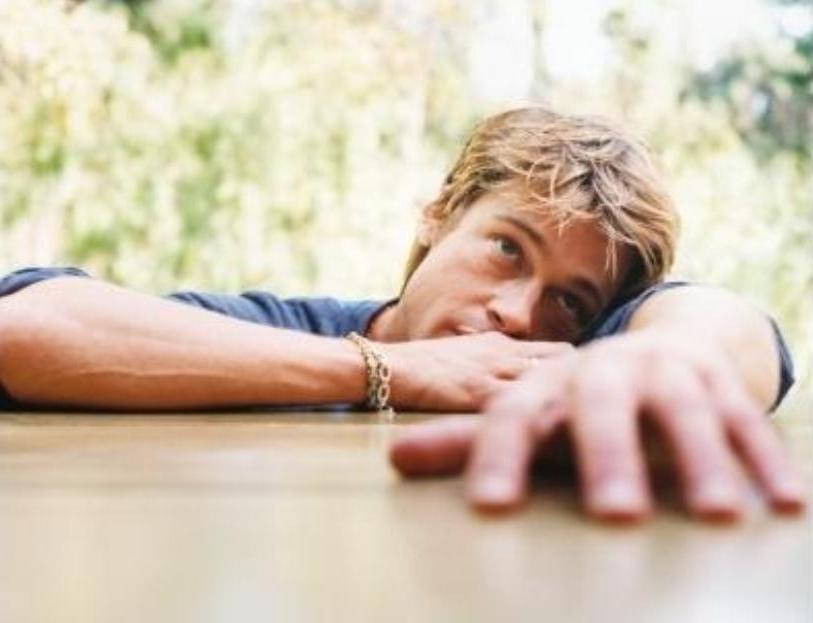 16P The sexy super actor Brad Pitt nude body