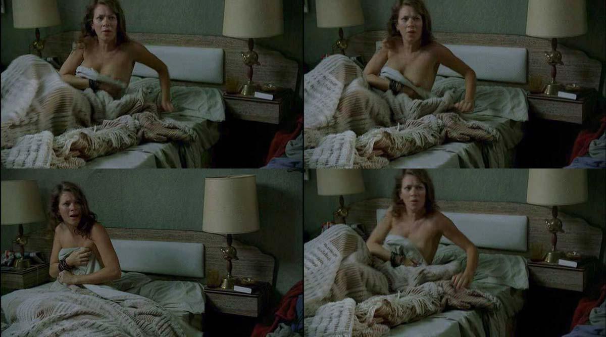 14P Anna Friel showing her nice perky tits