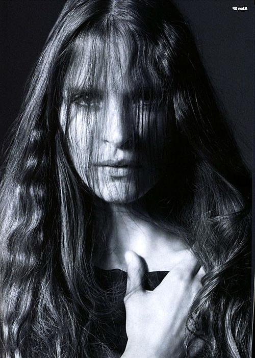 10P Frankie Rayder showing her nice hairy pussy and her big tits in some photoshoot