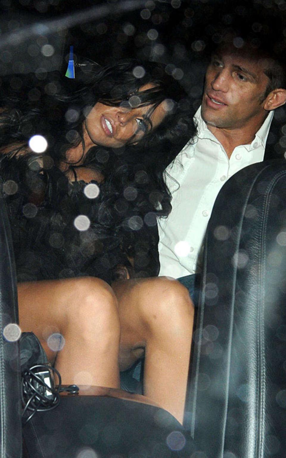 10P Katie Price Jordan showing her nice big tits and masturbate with cell phone in c