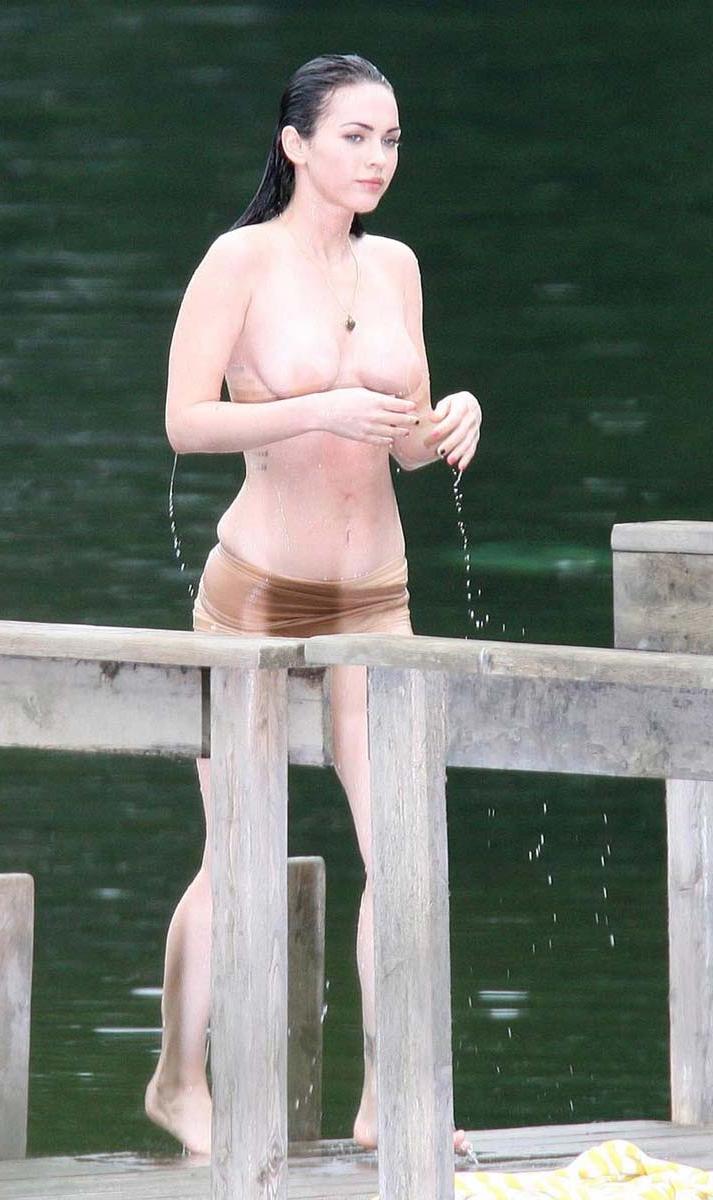 15P Megan Fox smoking hot in bikini and caught nude