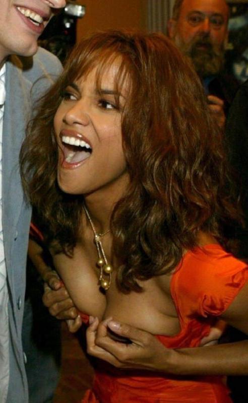 15P Celebrity Halle Berry showing her ebony nude boobs