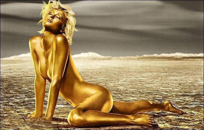 16P paris hilton caught by paparazzi in nipple slip action