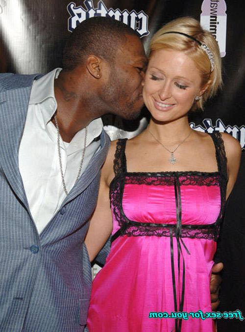 16P Paris Hilton showing shaved pussy and perky tits