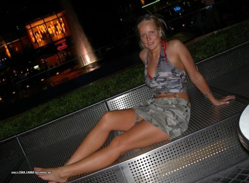 15P Kinky steamy hot amateur sexy wife in a vacation