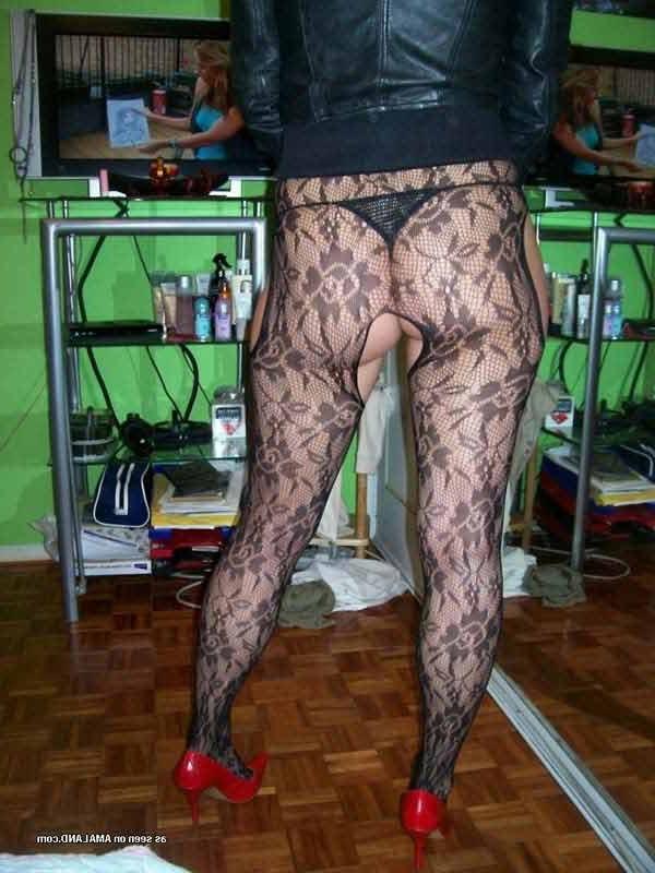 15P Amateur sexy wild wife in her skanky lingerie