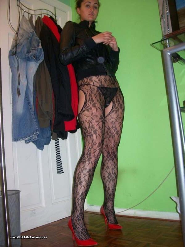 15P Amateur sexy wild wife in her skanky lingerie