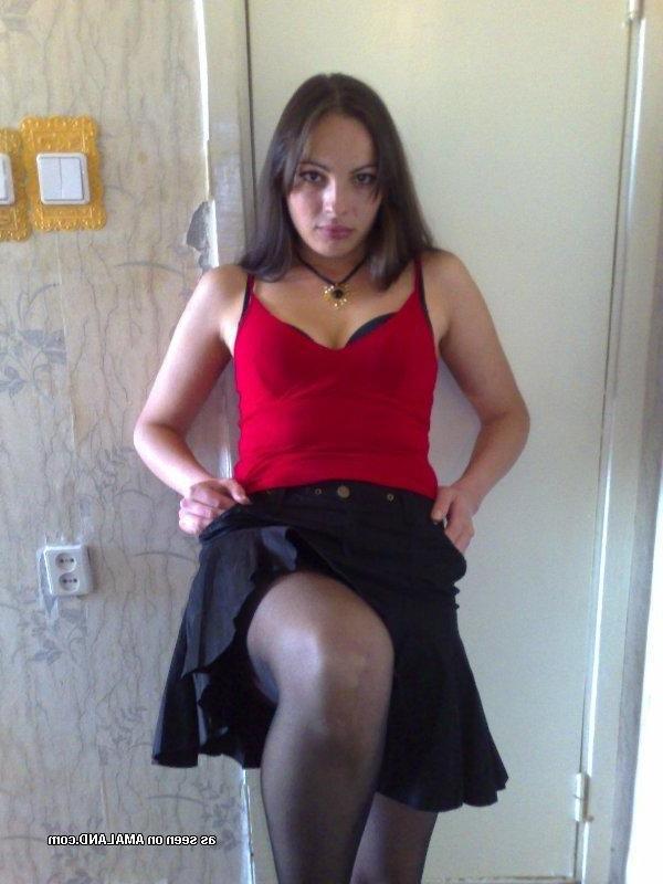 10P Collection of an amateur gorgeous wife teasing her hubby
