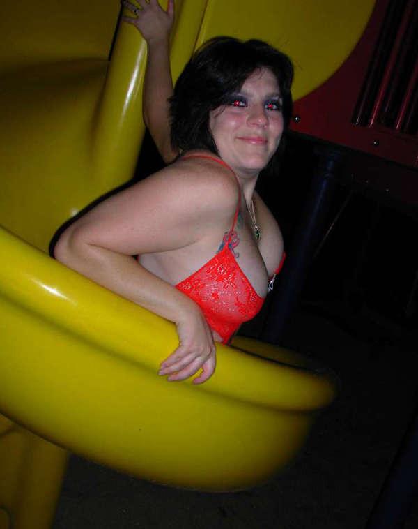 16P Pictures of an amateur wife in her kinky poses