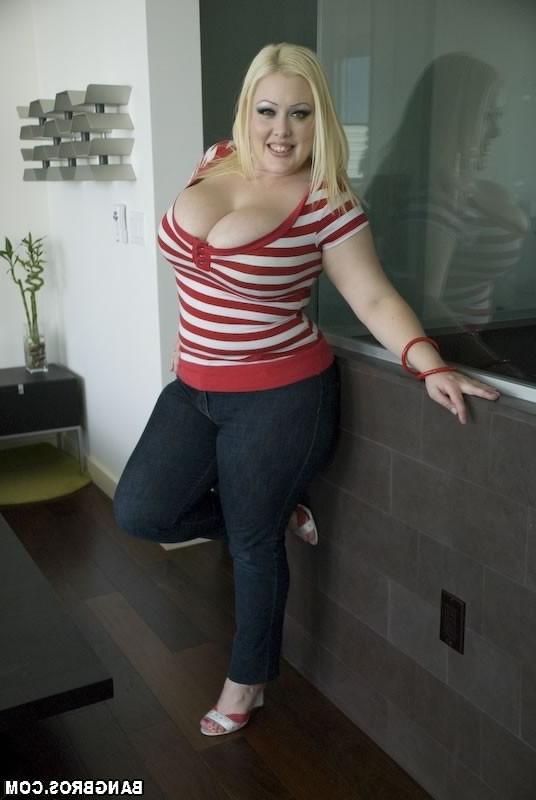 16P Blonde plumper proud to show off her massive boobs