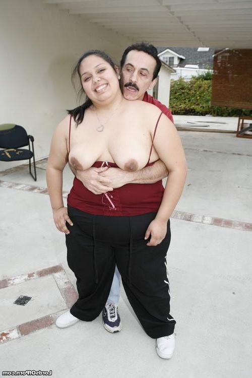 15P Plump chick bouncing her massive fat curves