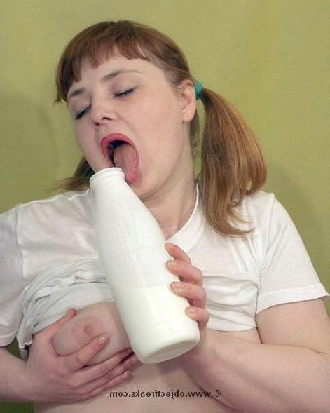 16P chubby teen masturbating with vegetable
