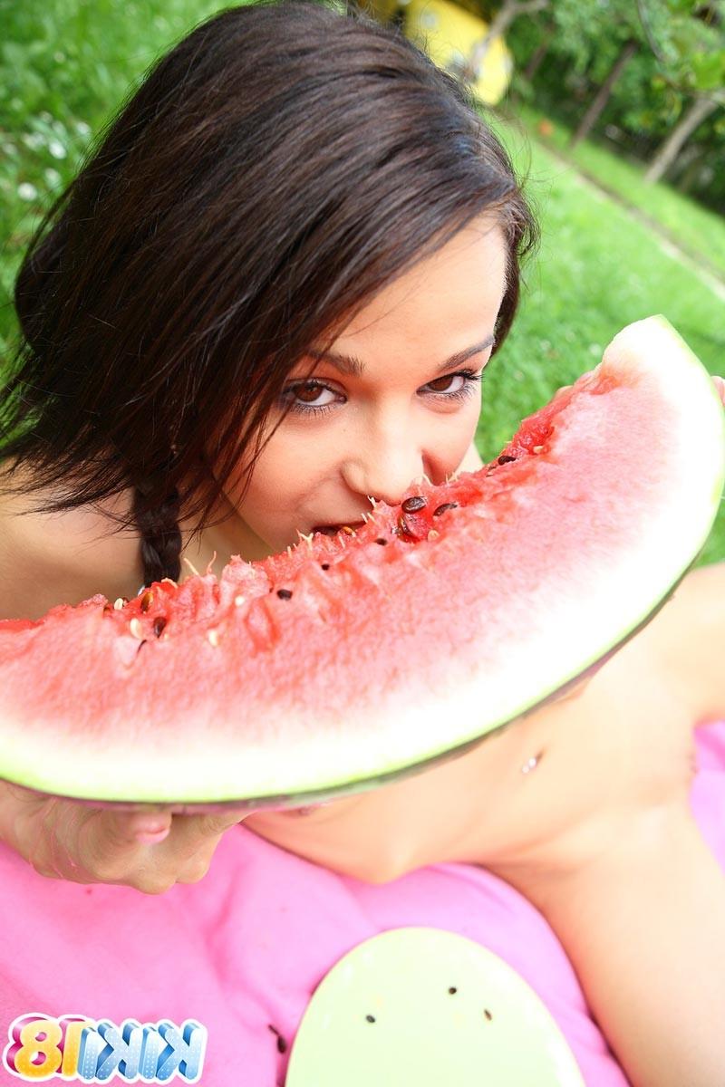 16P Small teen girl outdoors