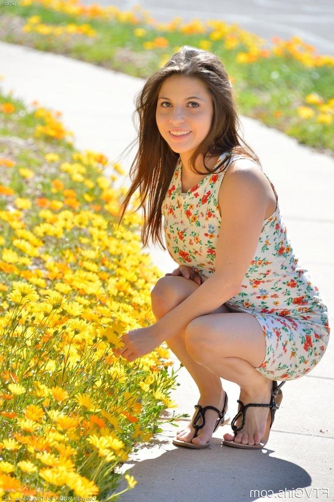 15P FTV Girls Stacey Spring Flowers