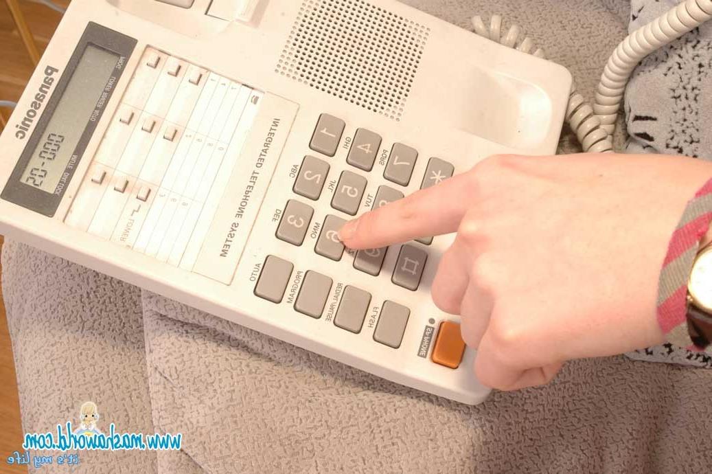 15P redhead schoolgirl masturbating on the phone