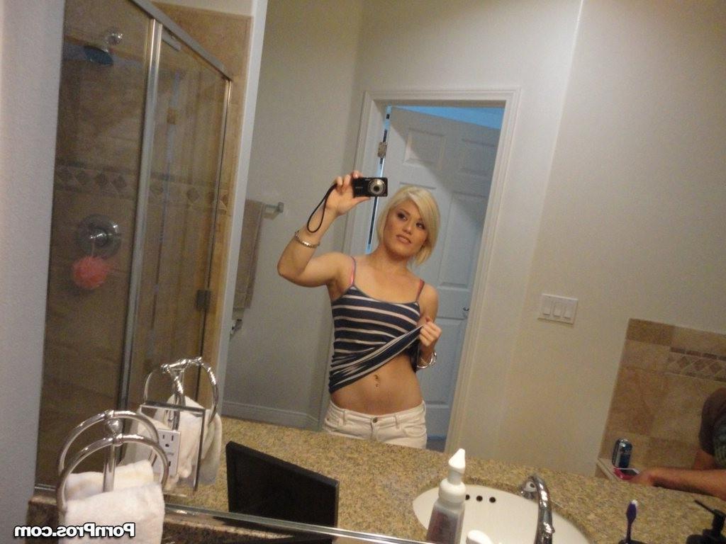 16P Petite teen Ash Hollywood loves it kinky at home