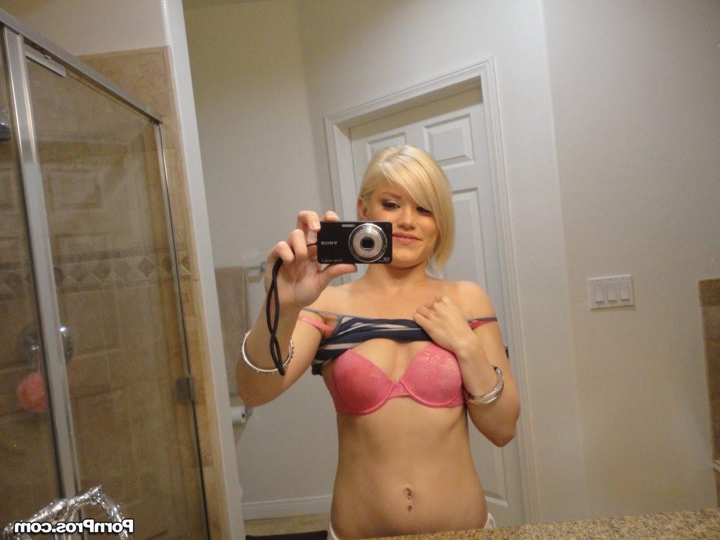 16P Petite teen Ash Hollywood loves it kinky at home