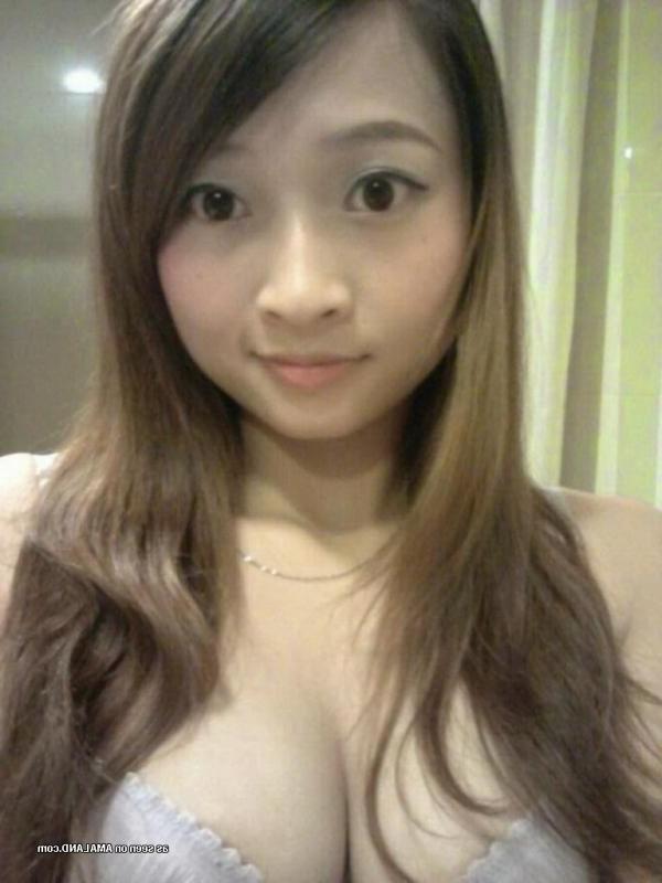 10P Hot Asian girlfriend showing off her fine perky tits