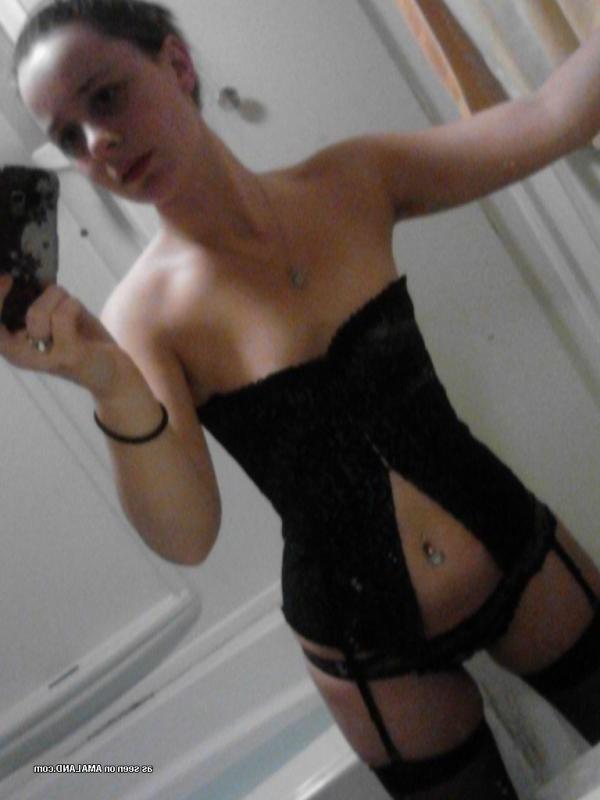 5P Collection of two sexy emo girlfriends camwhoring at home