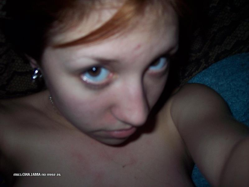 10P Two horny emo chicks getting naughty on cam
