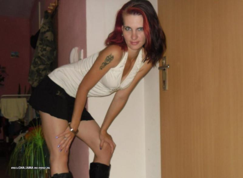 6P Nice steamy collection of sexy emo chicks