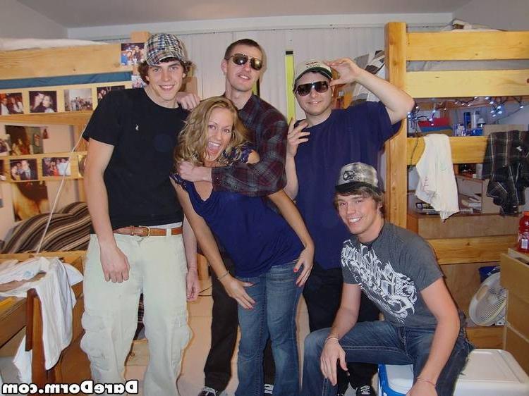 15P Drunk college girls go fucking crazy in the boys dorm