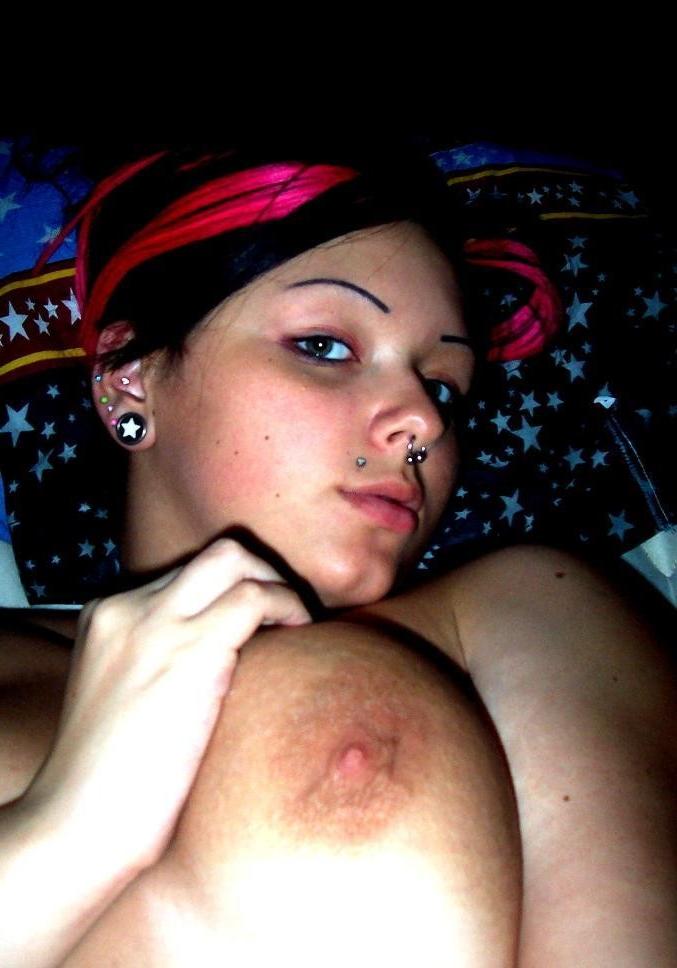 15P Shots of busty emo chick