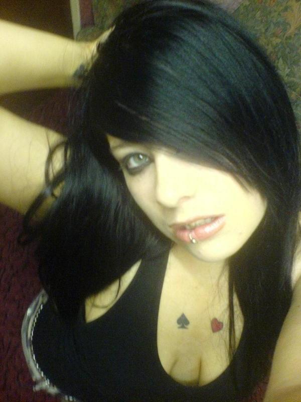 15P Cellphone shots of emo babe
