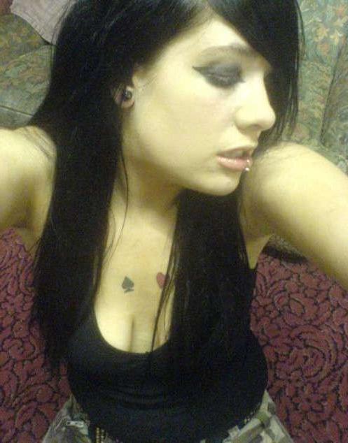 15P Cellphone shots of emo babe