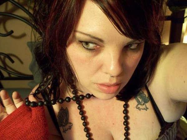 15P Emo chick displaying her large melons