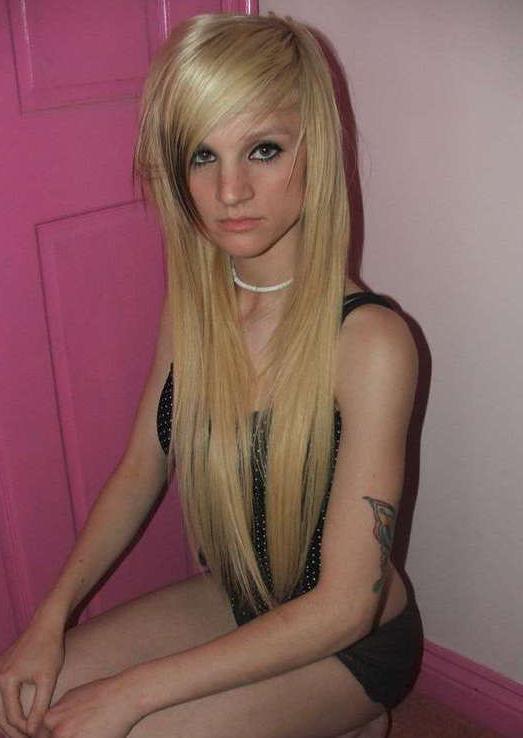 16P Pictures of a group of emo girlfriends