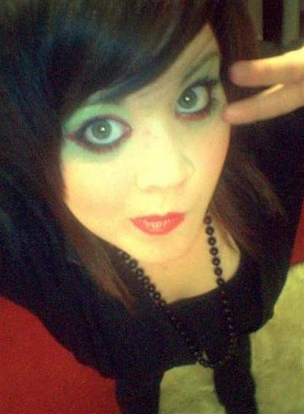 16P Self-shots of emo teens looking cute