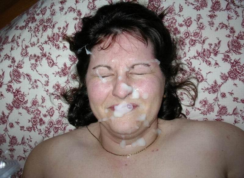 16P Amateur wives taking massive facials