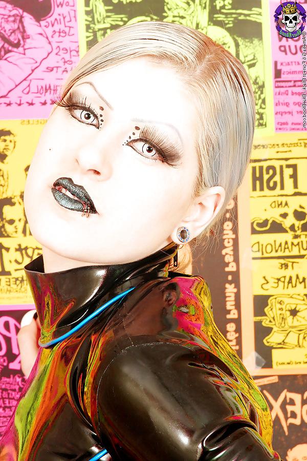 18P Young Cyber Goth Latex Catsuit