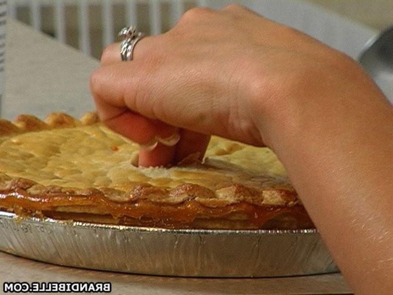 16P Brandi Belle gets a nice creampie in the kitchen