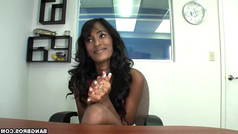 16P Hot indian ready to fuck before she gets married she came to my office craving f