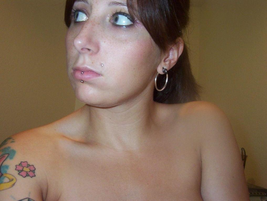 12P Sweet Girlfriends Spreading Vaginas And Swallowing Sperm