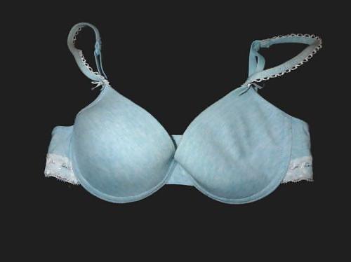 25P Used teen bras only A Cups