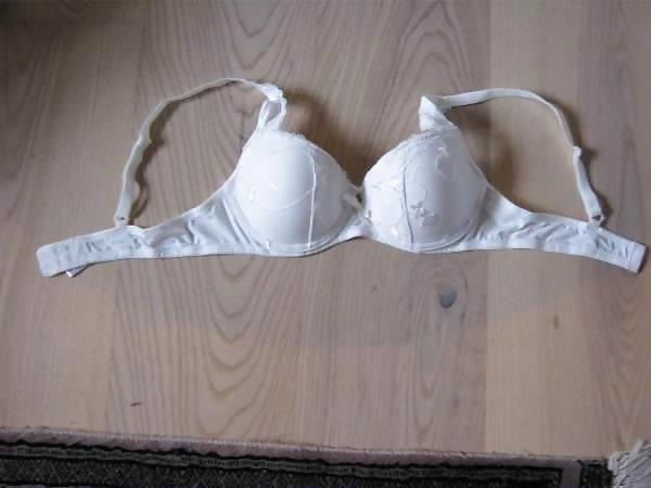 25P Used teen bras only A Cups