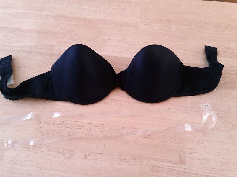 25P Used teen bras only A Cups