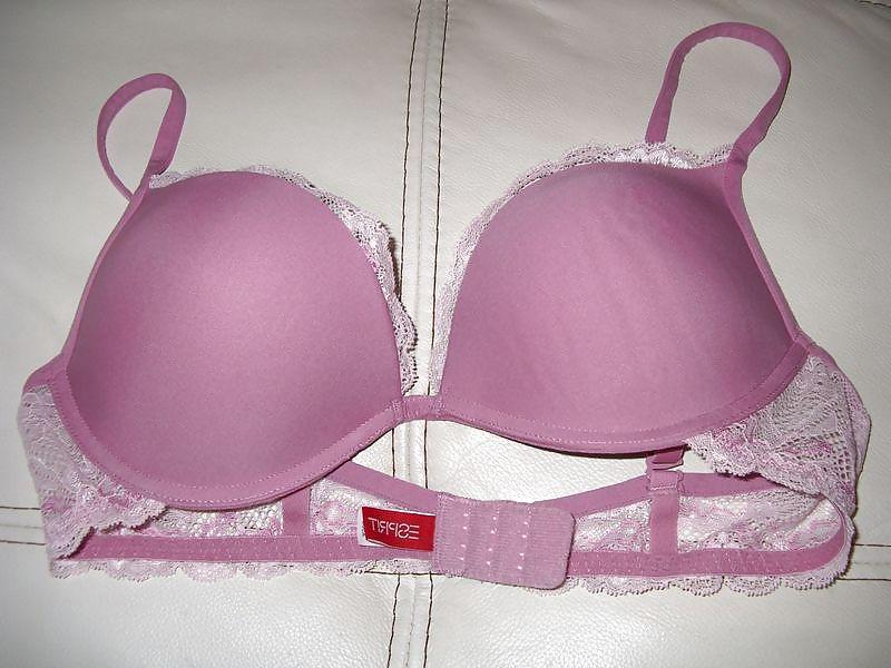 25P Used teen bras only A Cups
