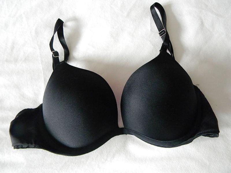 25P Used teen bras only A Cups