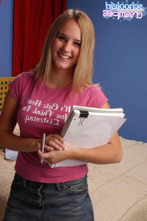 16P Blonde teen gets a surprise creampie