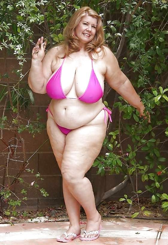 18P MIX OF BOOBS