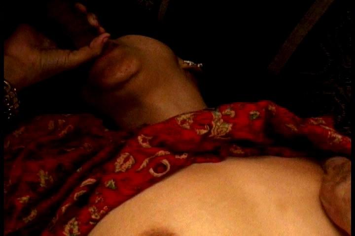 15P Indian slut gets creamed and fucked
