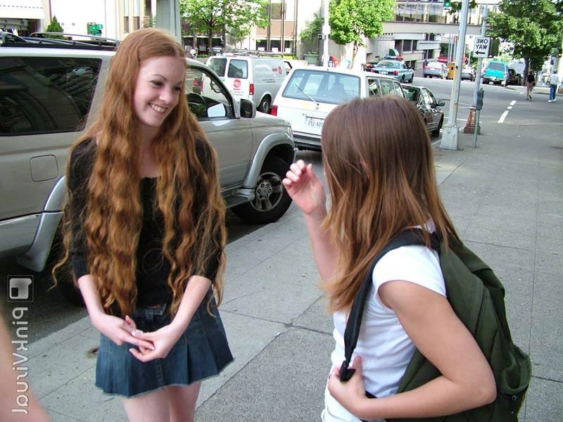 15P Two lesbian babes fucking in a hot seduction game