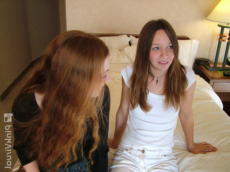 15P Two lesbian babes fucking in a hot seduction game