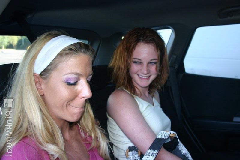 17P Softcore sex with sweet lesbian babes fucking dildos