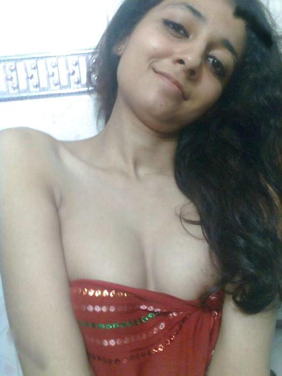 19P Sexy indian girl..